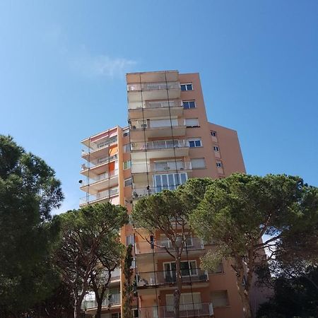 Apartamento En La Torre De S'Abanell Apartment บลาเนส ภายนอก รูปภาพ